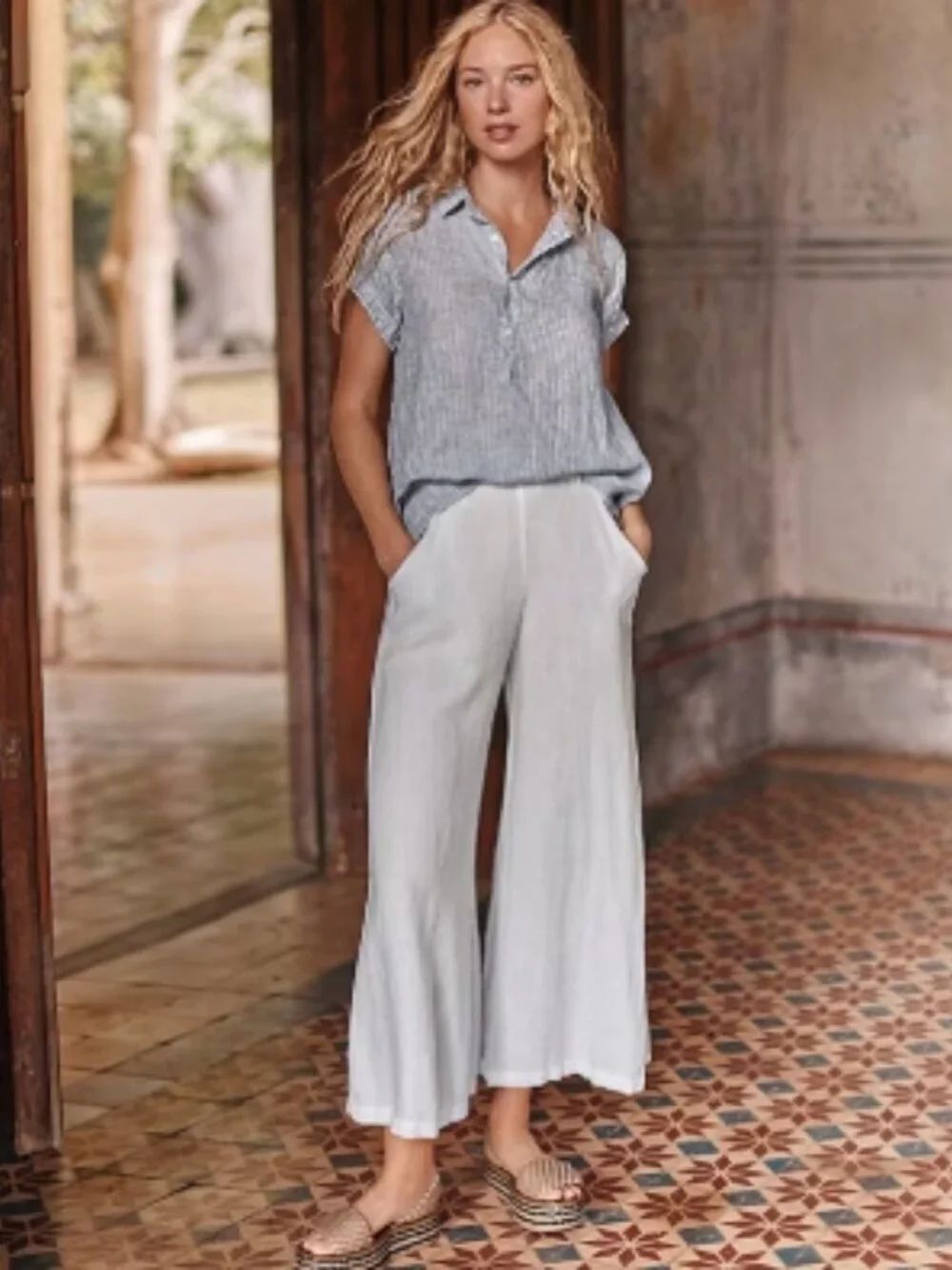Like New! CP SHADES Elastic Waist Wide Leg Pants Light Sage 100% Rayon Size S